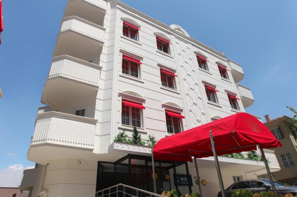 The Life Hotel & Spa