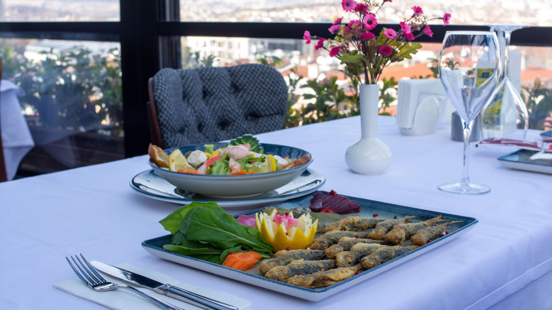 The Life Hotel & Spa 