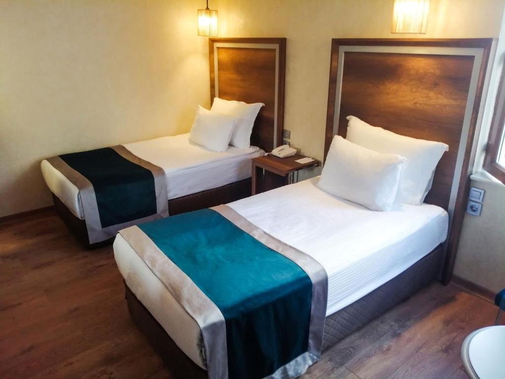 The Life Hotel & Spa