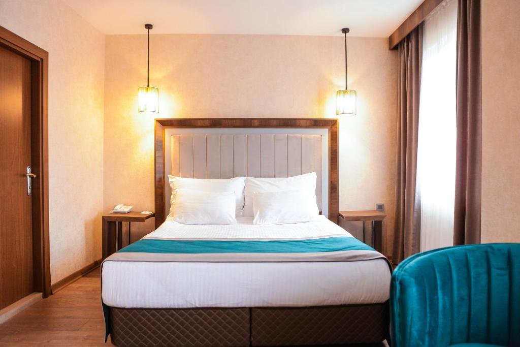 The Life Hotel & Spa