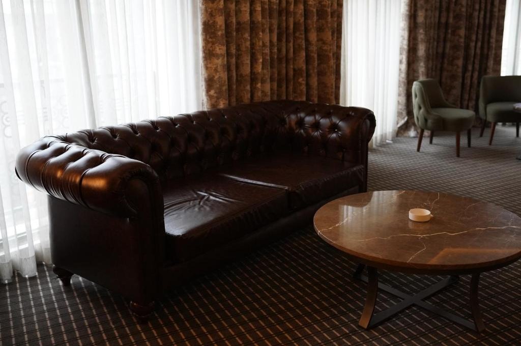 Standard Double Suite