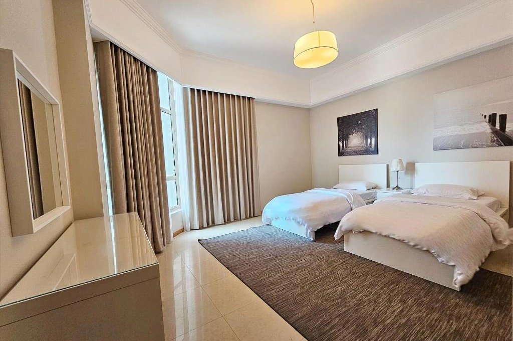 Suite with City View