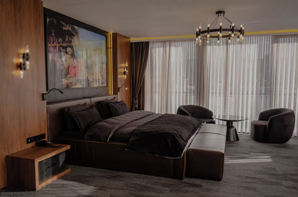 King suite