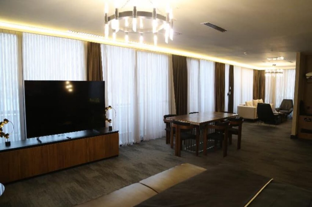 King suite