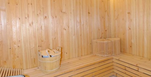Steam & Sauna