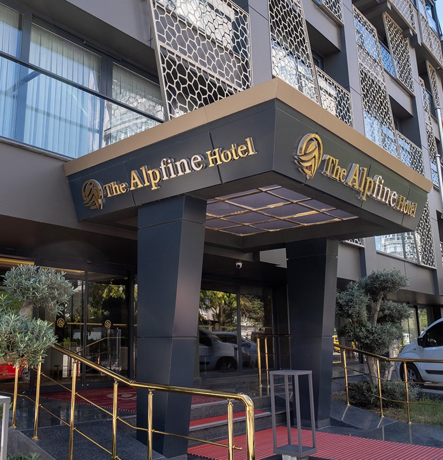 The Alpfine Hotel 