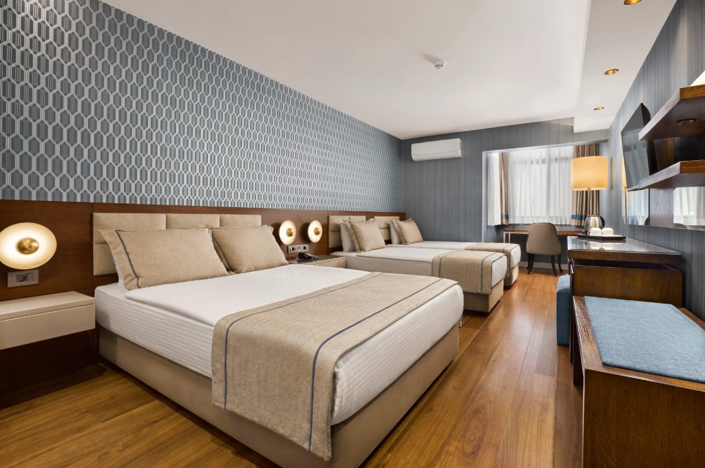 Standard Family Room