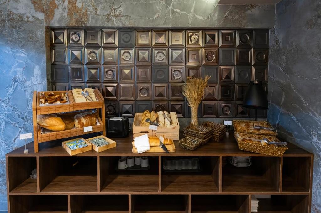 The New Hotel Zeybek