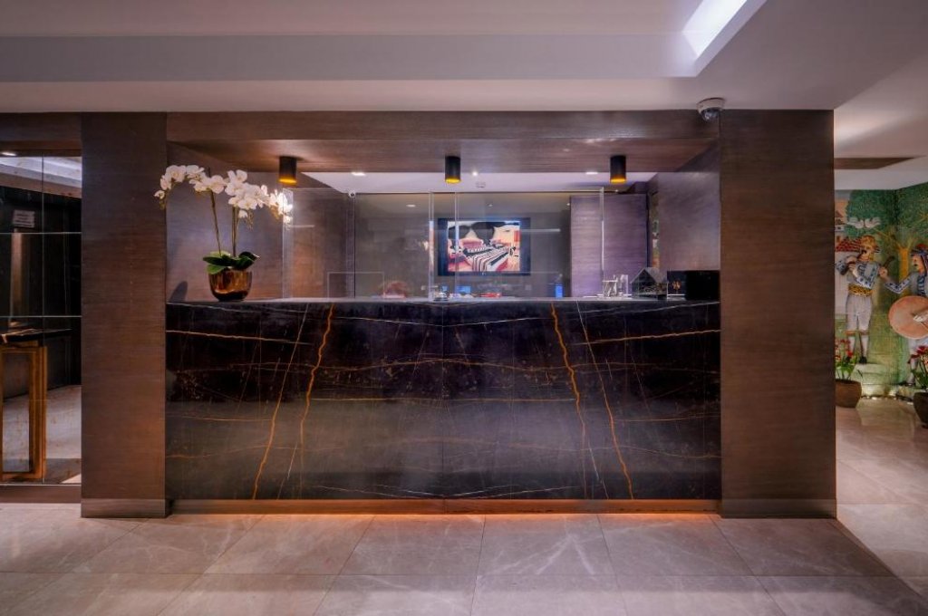 The New Hotel Zeybek