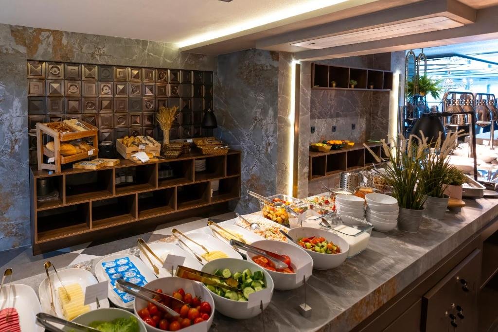 The New Hotel Zeybek