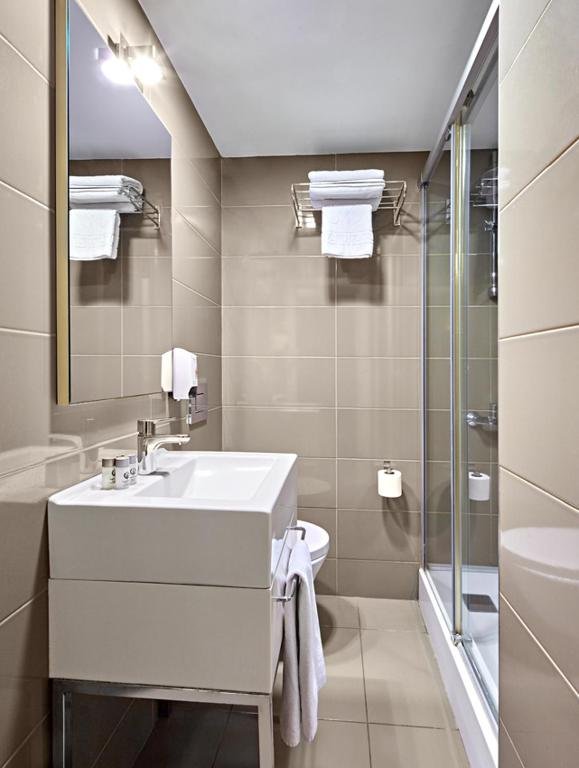 The New Hotel Zeybek