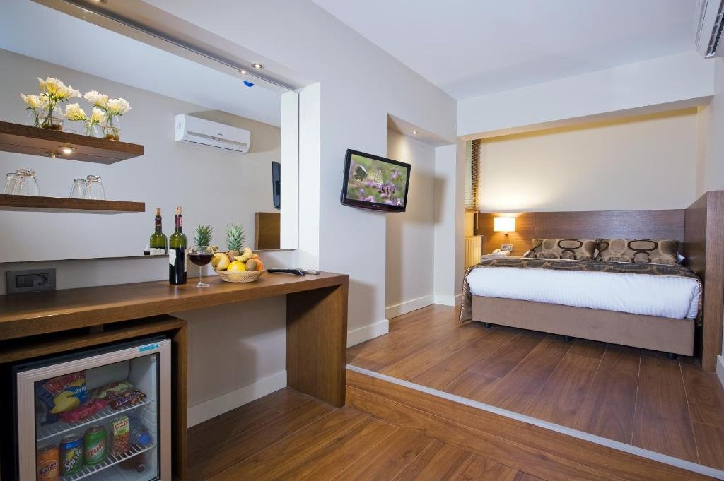 The New Hotel Zeybek