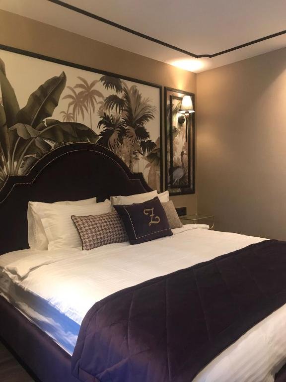 The New Hotel Zeybek