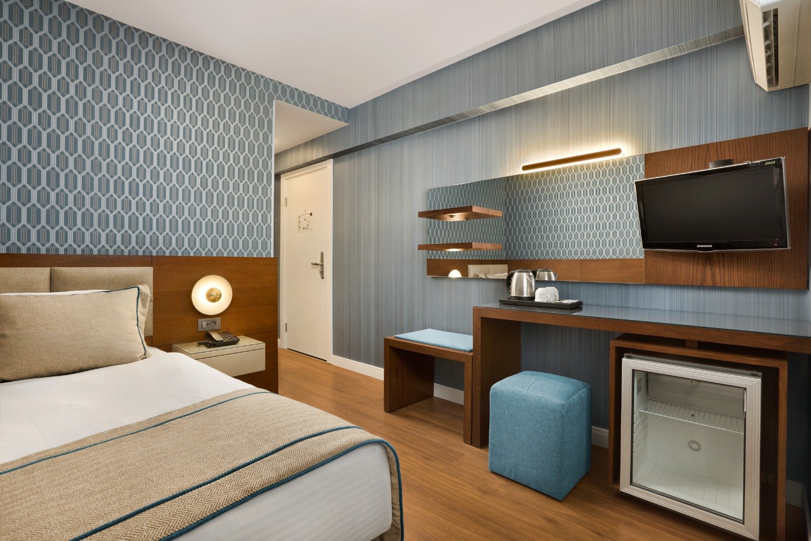 The New Hotel Zeybek