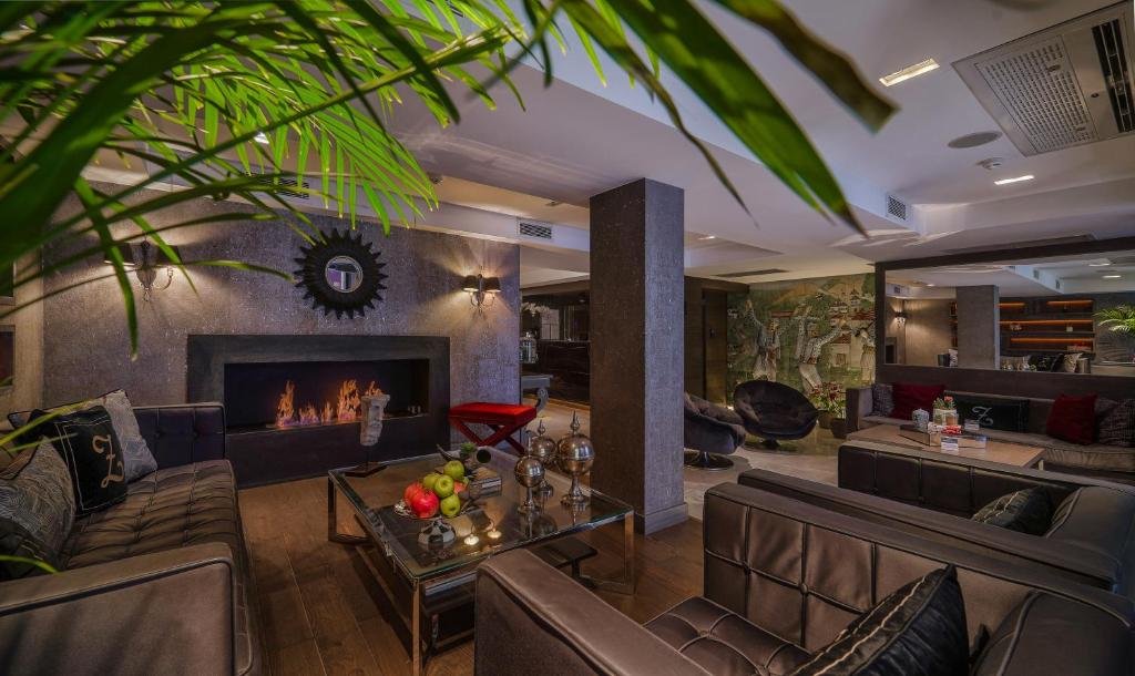 The New Hotel Zeybek