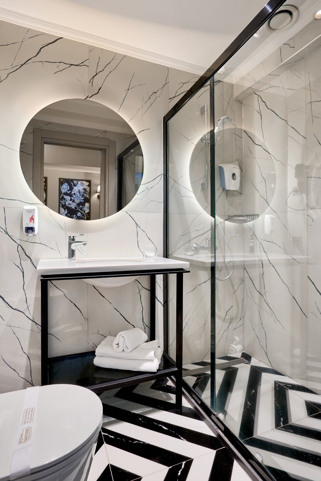 The New Hotel Zeybek