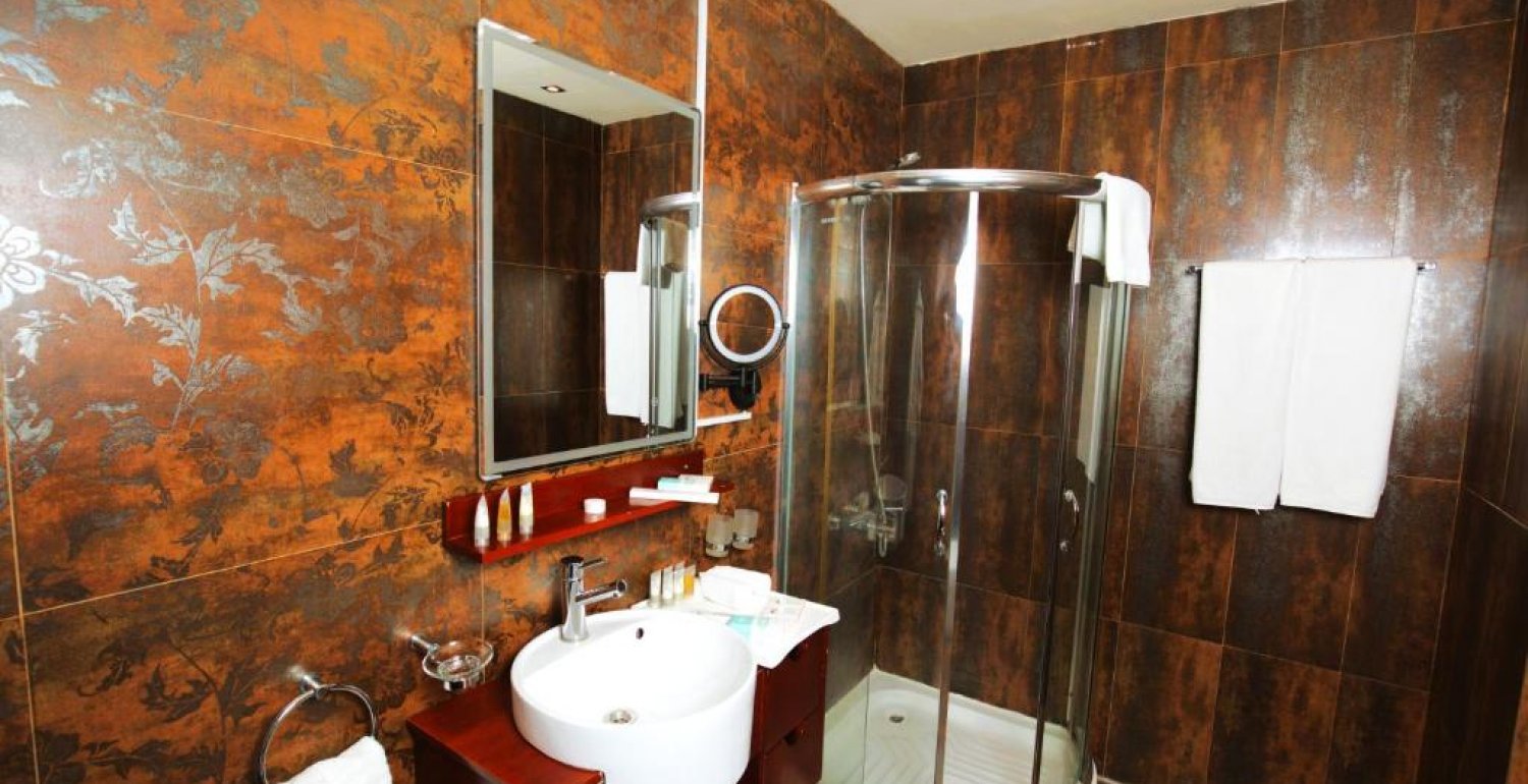 Al Manzil Hotel
