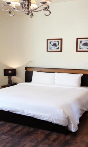 Al Manzil Hotel