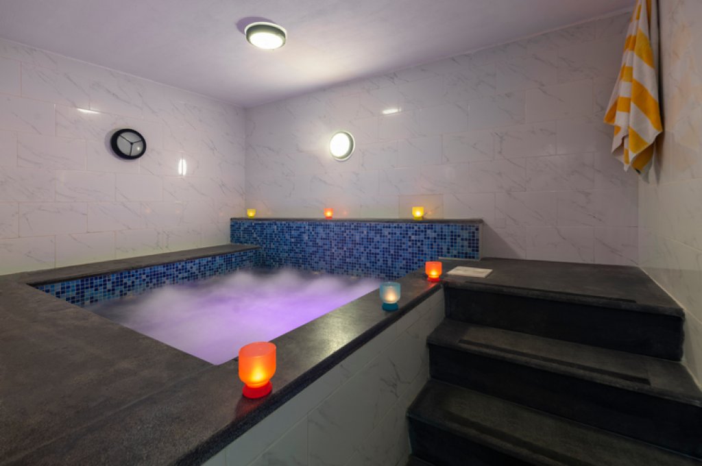 Enjoy Spa & Fitness Center
