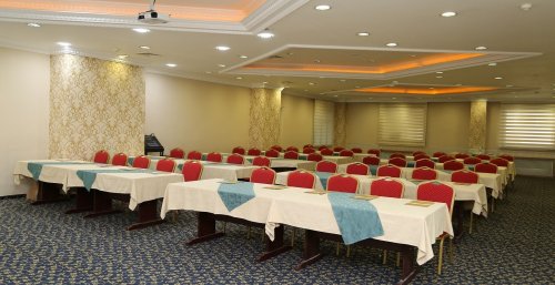 MEETING ROOM