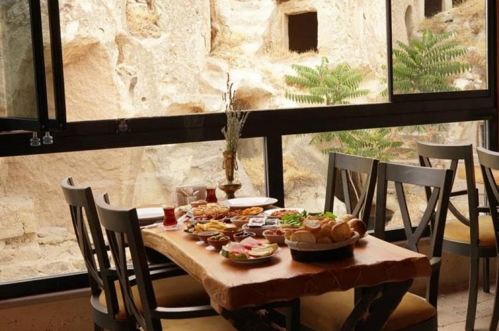Pome Granate Cave Hotel
