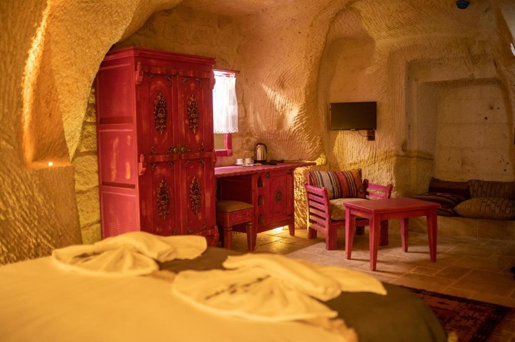 Pome Granate Cave Hotel