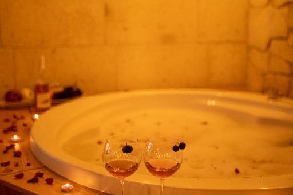 Pome Granate Cave Hotel