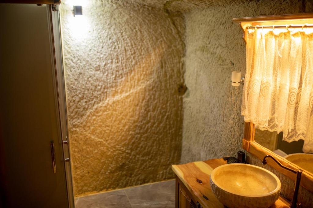 Pome Granate Cave Hotel