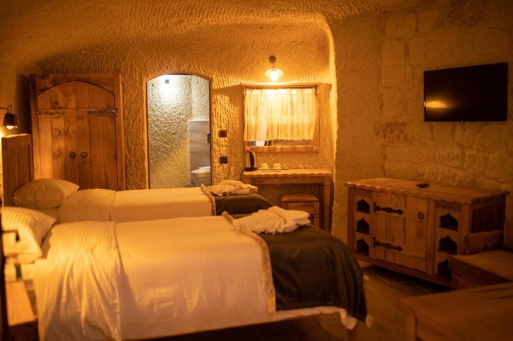 Pome Granate Cave Hotel