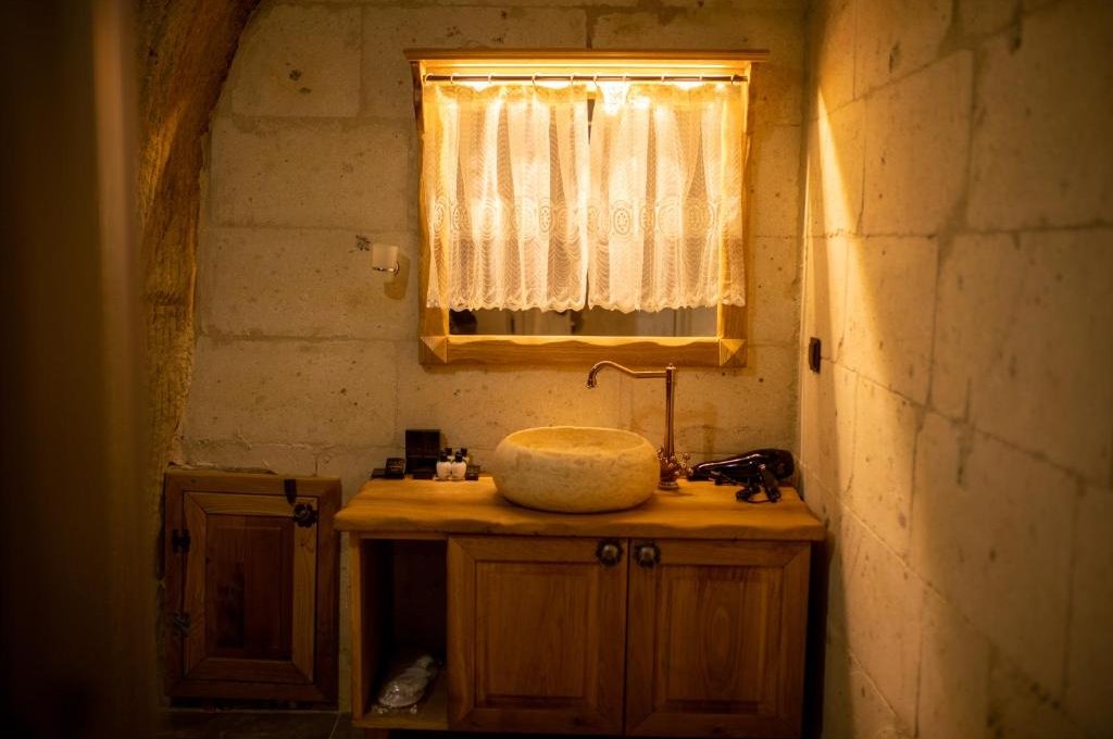 Pome Granate Cave Hotel