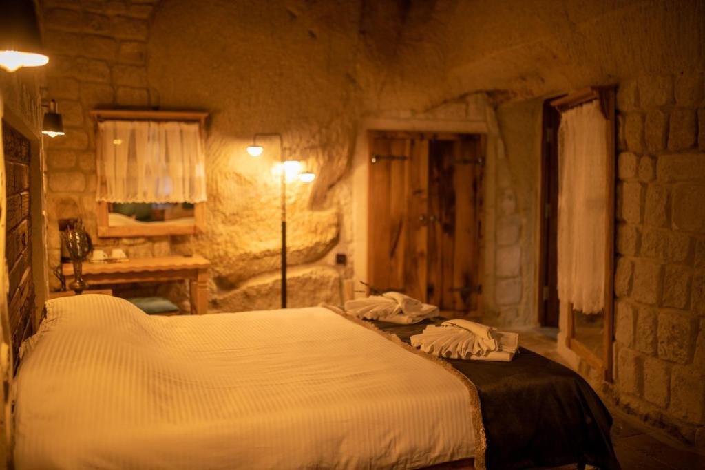 Pome Granate Cave Hotel
