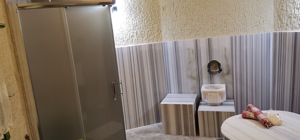 Pome Granate Cave Hotel