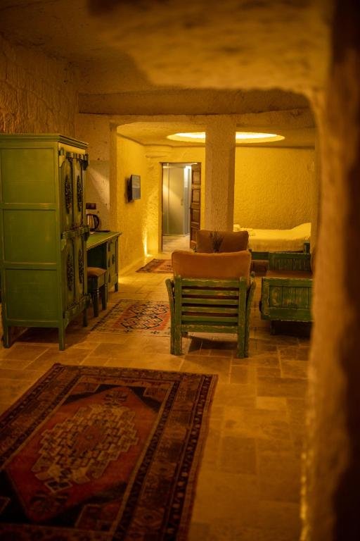 Pome Granate Cave Hotel