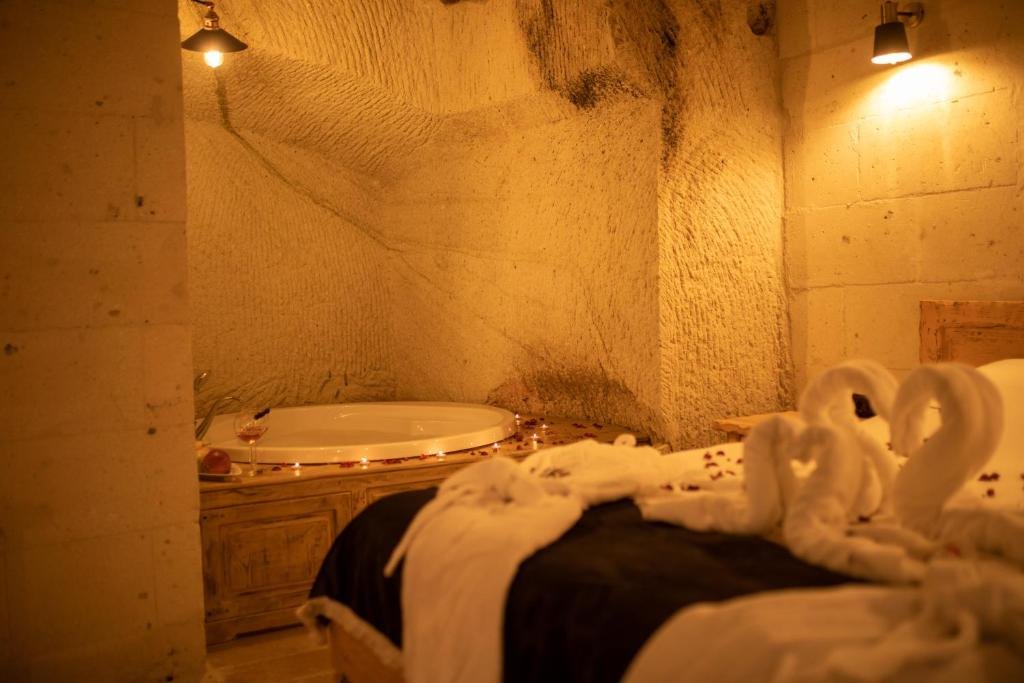 Pome Granate Cave Hotel